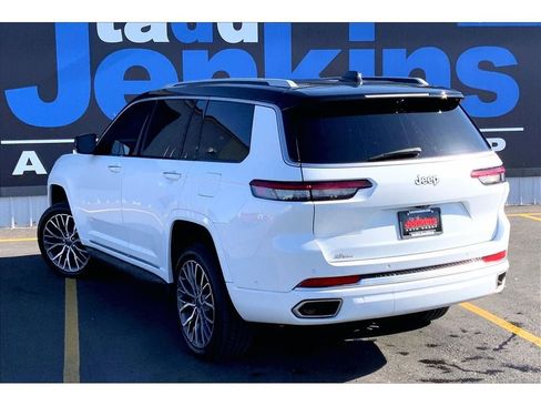 Used 2022 Jeep Grand Cherokee L Summit AWD/4WD image 12