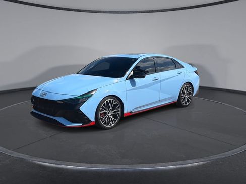 Used 2022 Hyundai Elantra N FWD image 4