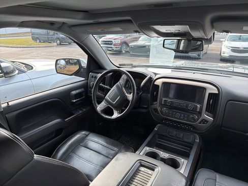 Used 2017 GMC Sierra 1500 Denali w/ Denali Ultimate Package image 3
