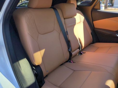 Certified 2023 Lexus RX 350h image 31