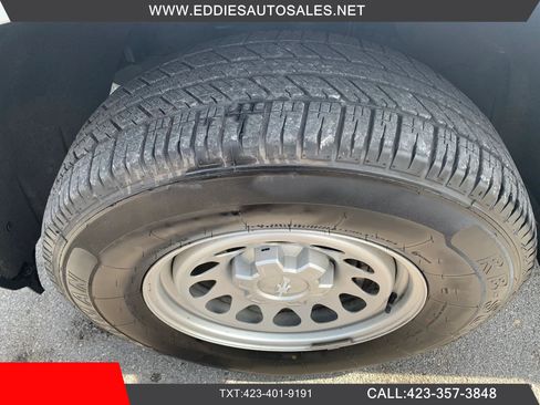 Used 2020 Chevrolet Silverado 1500 W/T w/ WT Safety Package AWD/4WD image 32