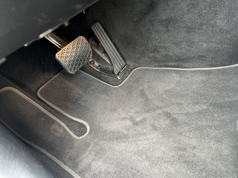 Used 2025 Mercedes-Benz C 300 4MATIC Sedan image 17