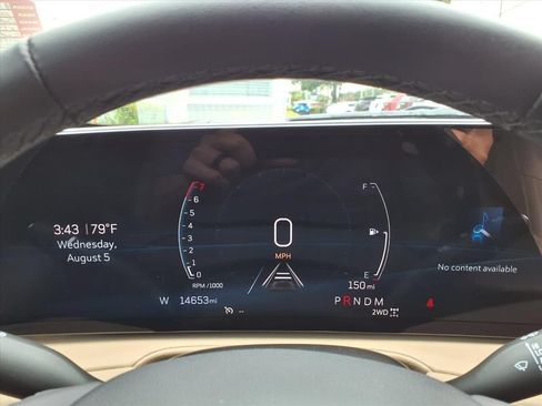 Certified 2024 Cadillac XT4 Premium Luxury AWD/4WD image 27