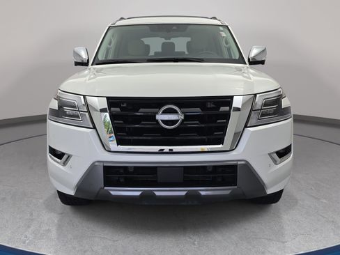 Used 2024 Nissan Armada Platinum w/ Cargo Package AWD/4WD image 2