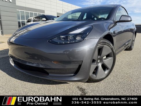 Used 2023 Tesla Model 3 Standard Range RWD image 1