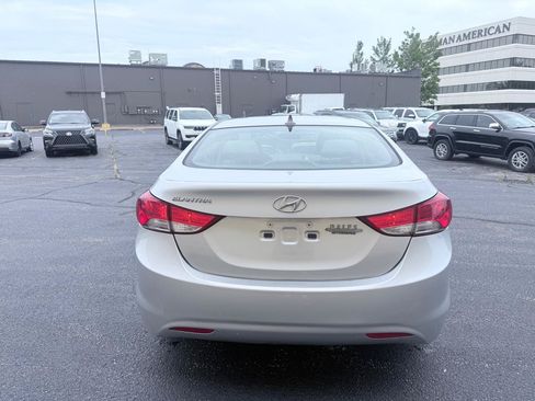 Used 2013 Hyundai Elantra GLS w/ Preferred Pkg FWD image 4