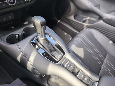 Used 2027 Honda HR-V EX-L image 25