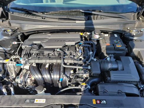 New 2026 Hyundai Elantra SEL Sport FWD image 16