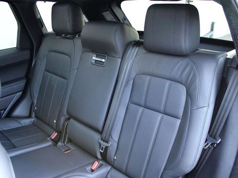 Used 2021 Land Rover Range Rover Sport HSE Silver Edition image 11