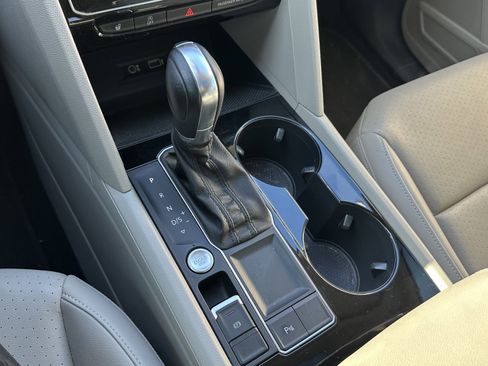 Used 2019 Volkswagen Atlas SEL image 27