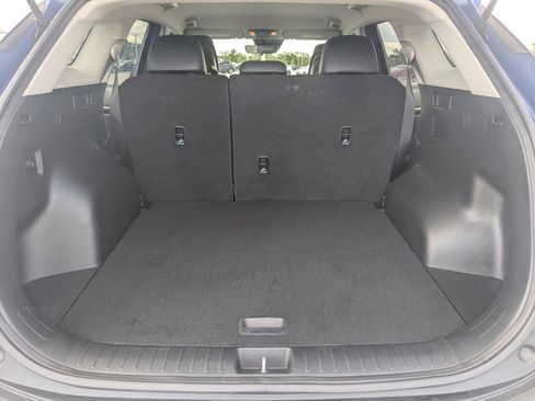 Used 2024 Kia Sportage EX image 12