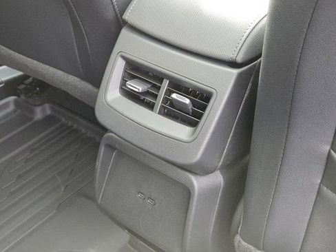 New 2026 Chevrolet Equinox EV LT image 8