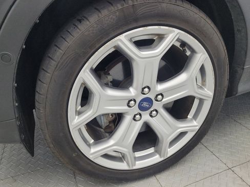 Used 2019 Ford Escape Titanium AWD/4WD image 31