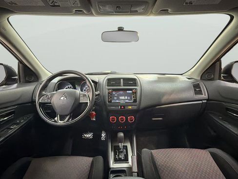 Used 2018 Mitsubishi Outlander Sport ES image 27