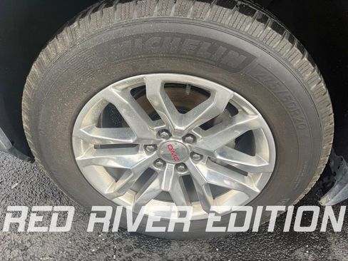 Used 2021 GMC Sierra 1500 SLT w/ SLT Premium Package image 11