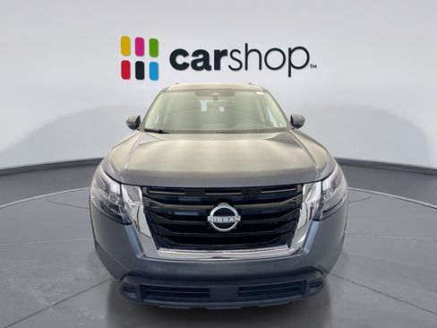 Used 2025 Nissan Pathfinder SV AWD/4WD image 8