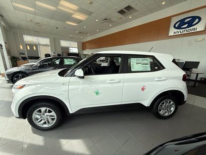 New 2026 Hyundai Venue SE