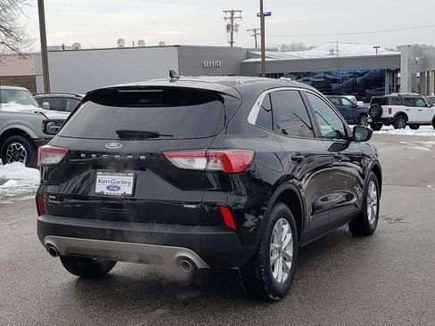 Certified 2021 Ford Escape SE image 5