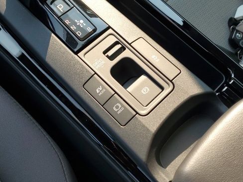 New 2026 Toyota Prius LE image 21