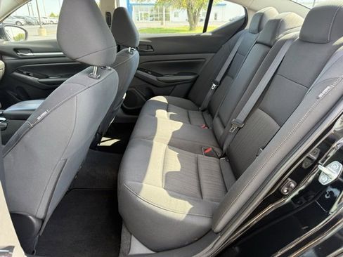 Used 2023 Nissan Altima 2.5 SV image 11