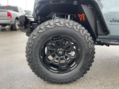 New 2025 Jeep Wrangler Unlimited Sport AWD/4WD image 30