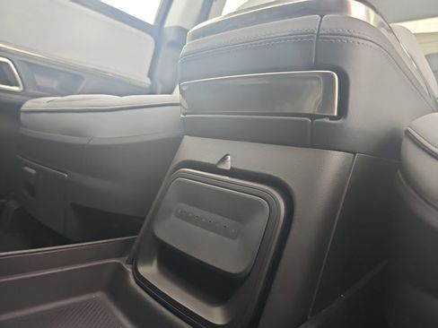 Used 2023 Rivian R1T Adventure image 31