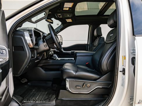 Used 2026 Ford F450 Platinum w/ FX4 Off-Road Package image 39