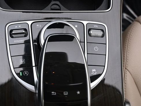 Used 2016 Mercedes-Benz GLC 300 4MATIC image 32