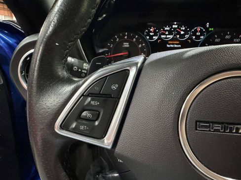 Used 2017 Chevrolet Camaro LT RWD image 28