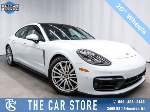 Used 2023 Porsche Panamera 4 Platinum Edition AWD/4WD image 1