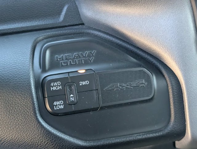 Used 2023 RAM 3500 Big Horn w/ Level 1 Equipment Group AWD/4WD image 17