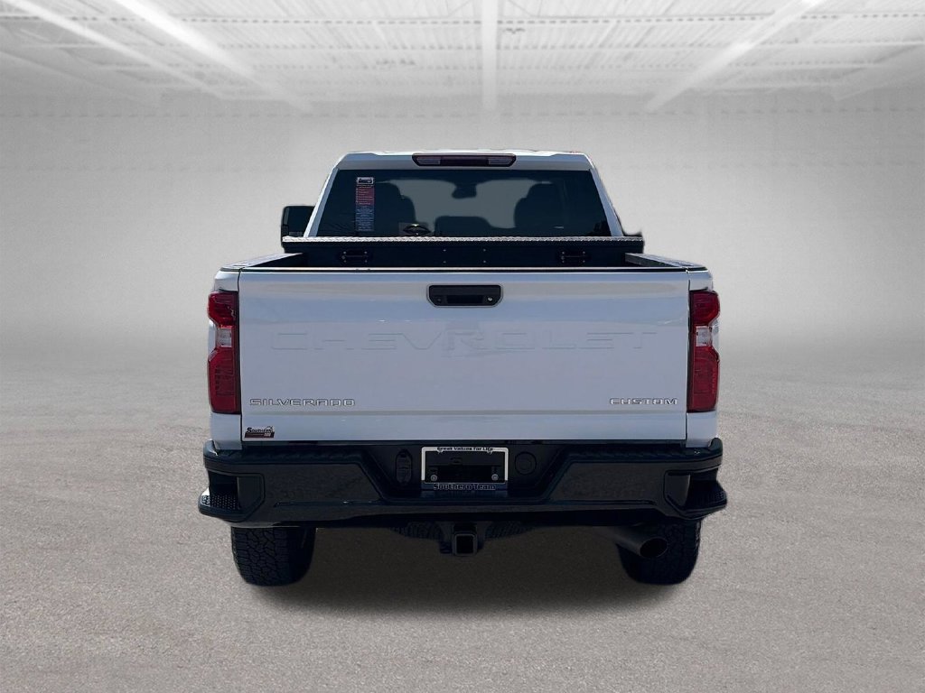 Used 2025 Chevrolet Silverado 2500 Custom w/ Z71 Off-Road Package AWD/4WD image 5