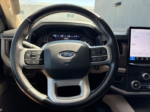 Used 2022 Ford Expedition Max Limited RWD image 20