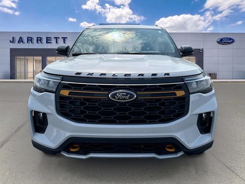 New 2026 Ford Explorer Tremor w/ Tremor Ultimate Package AWD/4WD image 2