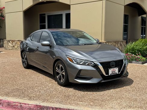 Used 2022 Nissan Sentra SV FWD image 6
