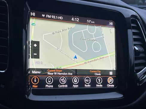 Used 2018 Jeep Compass Limited w/ Navigation Group image 23