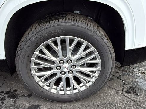 New 2026 GMC Acadia Denali w/ Super Cruise Package image 31