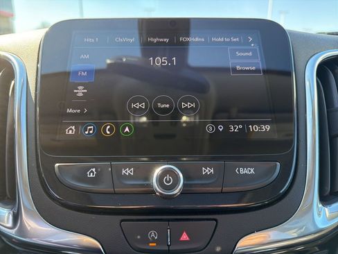 Used 2022 Chevrolet Equinox Premier image 14