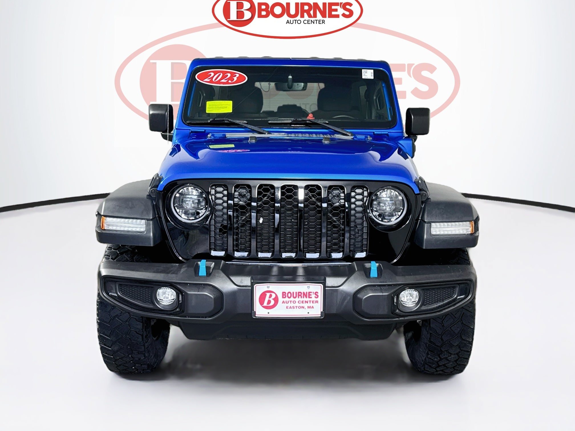 Used 2023 Jeep Wrangler Unlimited w/ Cold Weather Group AWD/4WD image 5