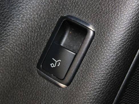 Used 2019 Mercedes-Benz GLE 43 AMG 4MATIC image 50