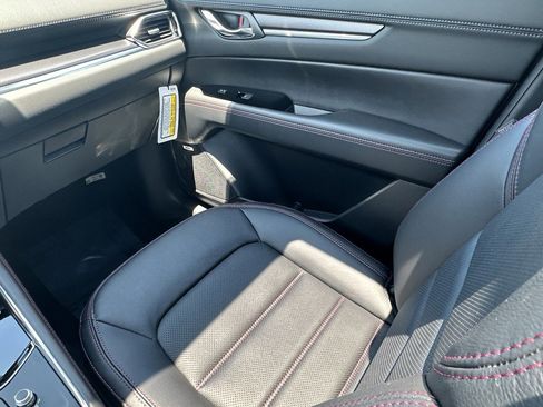 New 2025 MAZDA CX-5 Carbon Edition image 14