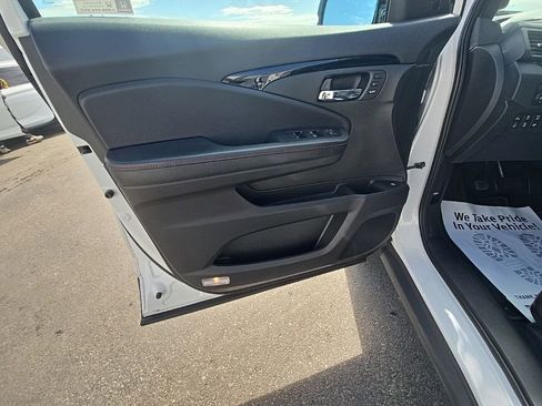 Used 2023 Honda Ridgeline Black Edition image 15