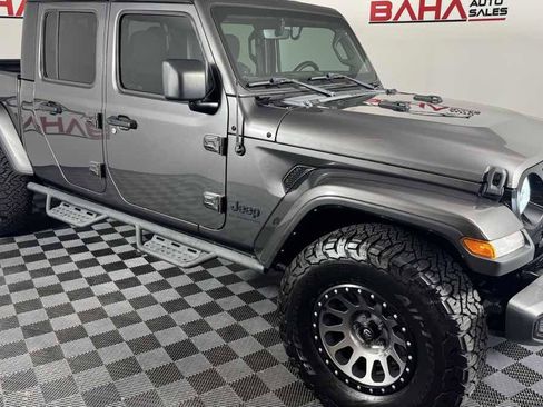 Used 2022 Jeep Gladiator Sport AWD/4WD image 8