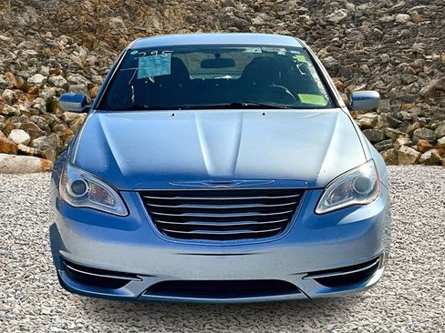 Used 2014 Chrysler 200 Touring image 3