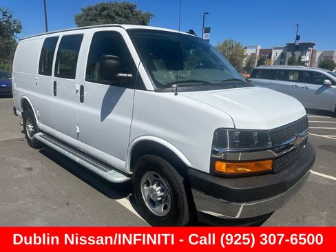 Used 2025 Chevrolet Express 2500 w/ Driver Convenience Package RWD image 1