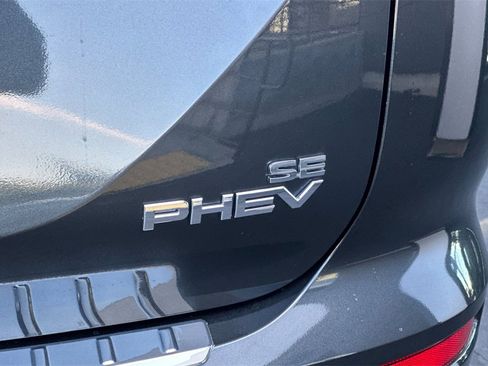 New 2025 Mitsubishi Outlander SE image 26