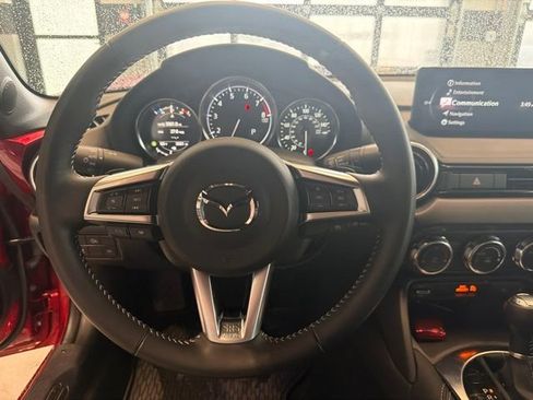Used 2024 MAZDA MX-5 Miata RF Grand Touring RWD image 12