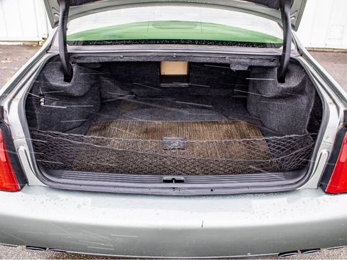 Used 2005 Cadillac De Ville w/ Equipment Group image 26