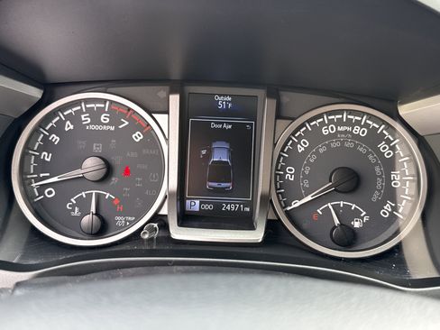 Used 2023 Toyota Tacoma SR5 w/ Technology Package image 21