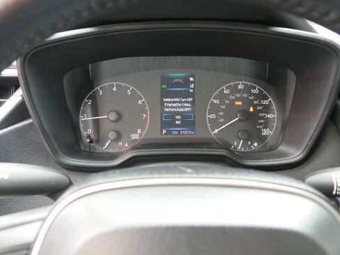 Used 2024 Toyota Corolla SE FWD image 18
